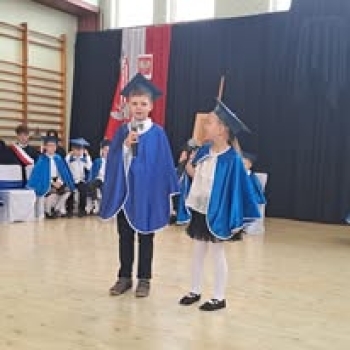 561184104_1206955241243898_8488363804407346369_n