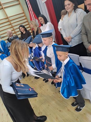 563423604_1206954361243986_3223469189157645955_n