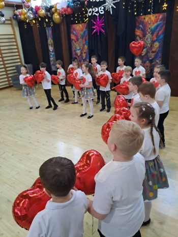 629671023_1295067585765996_3517415354789782181_n