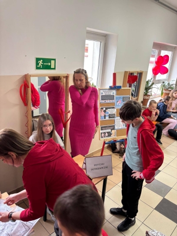 632518044_1301814435091311_6264272972613430264_n